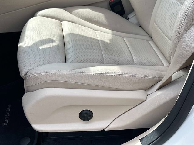 Certified 2022 Mercedes-Benz GLC 300 4MATIC image 16