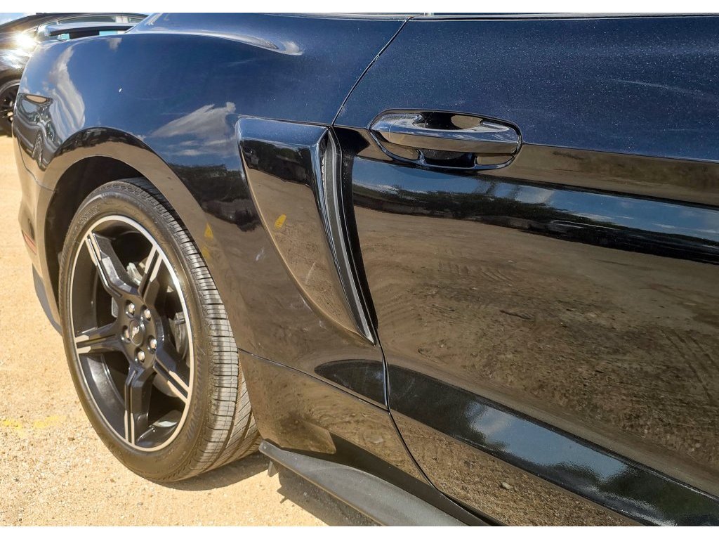 Used 2021 Ford Mustang GT Premium w/ Equipment Group 401A RWD image 4