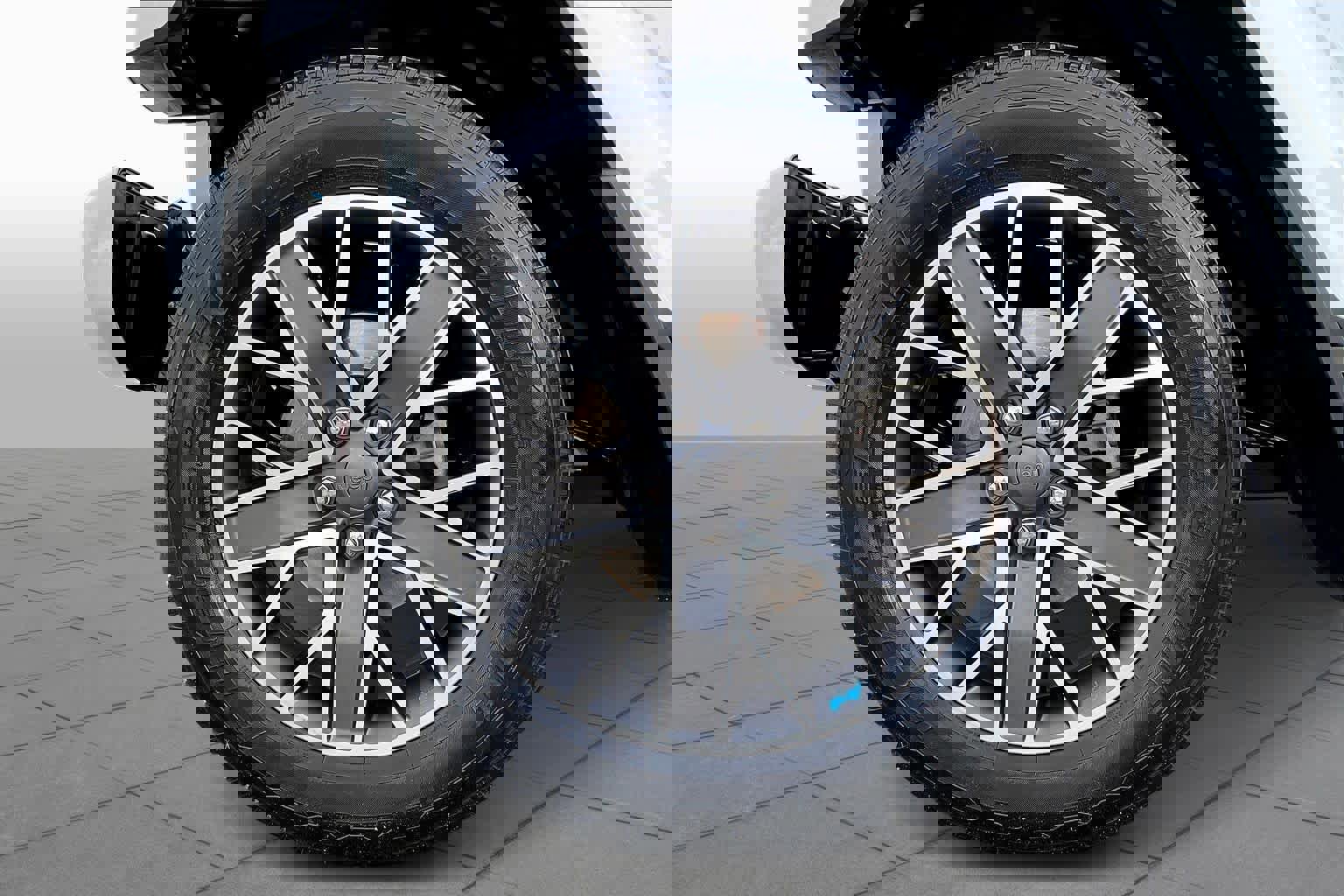 Used 2023 Jeep Wrangler Unlimited Sahara image 9