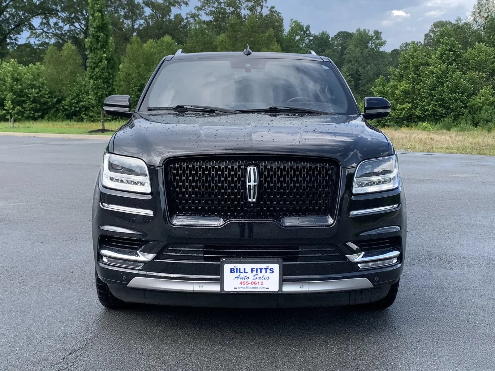 Used 2018 Lincoln Navigator L Reserve w/ Technology Package AWD/4WD image 2