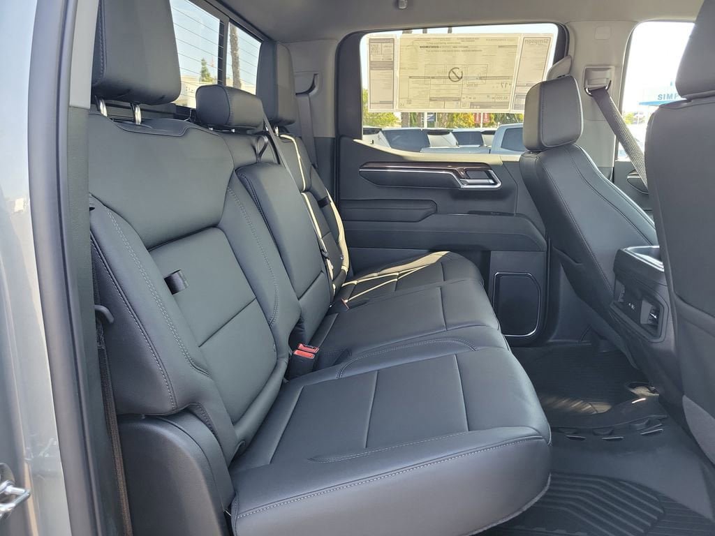 New 2026 Chevrolet Silverado 1500 LT Trail Boss w/ Safety Package AWD/4WD image 19