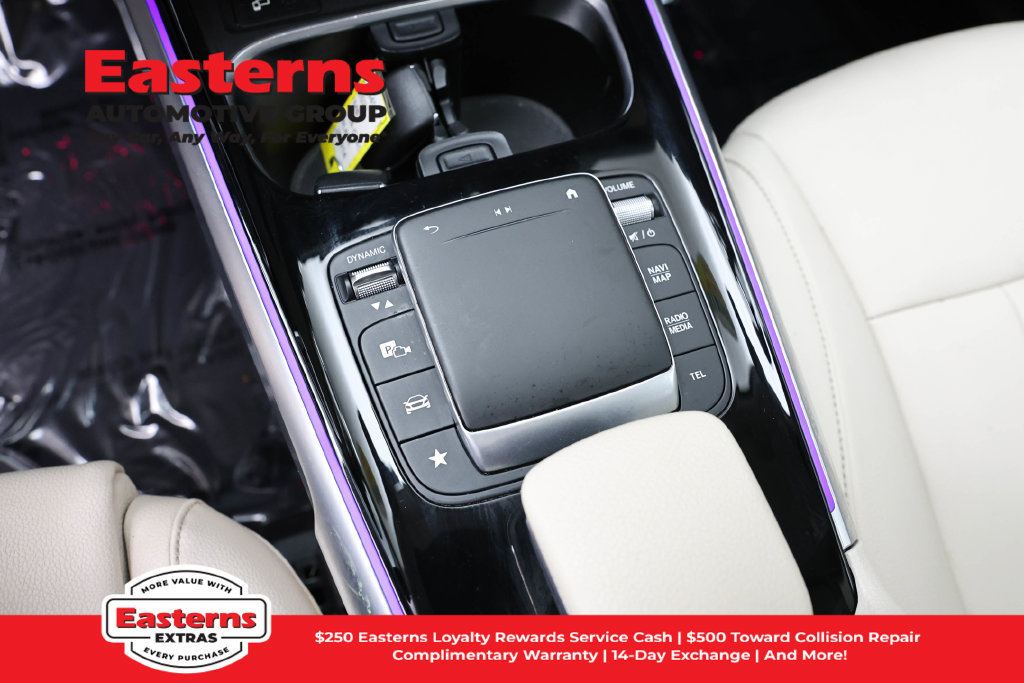 Used 2022 Mercedes-Benz GLB 250 4MATIC image 20