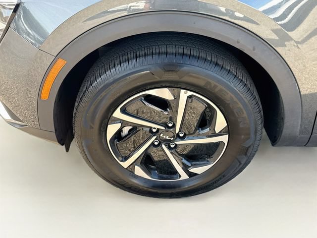 Used 2023 Kia Sportage LX AWD/4WD image 35