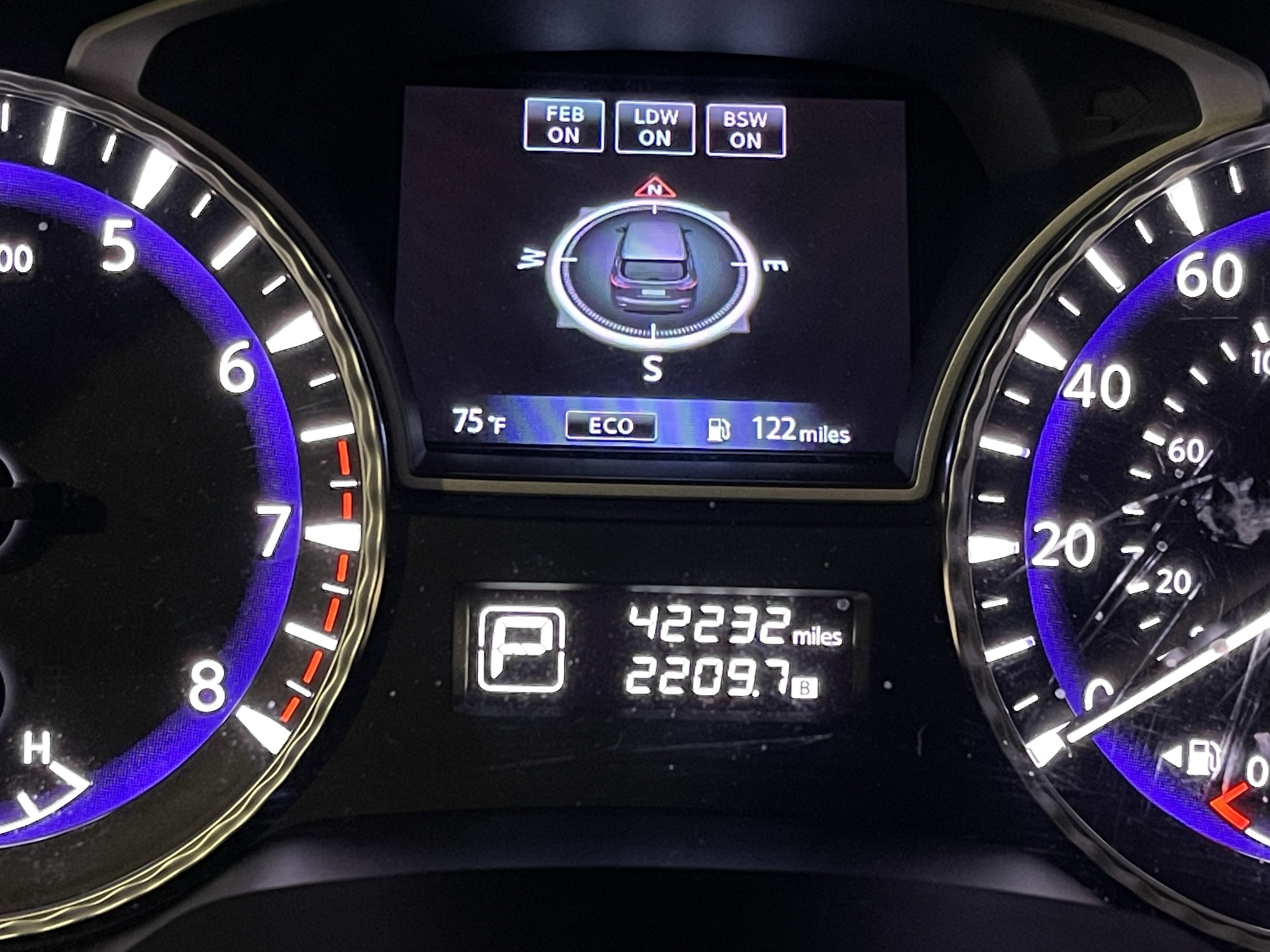 Used 2019 INFINITI QX60 Luxe w/ Sensory Package AWD/4WD image 21