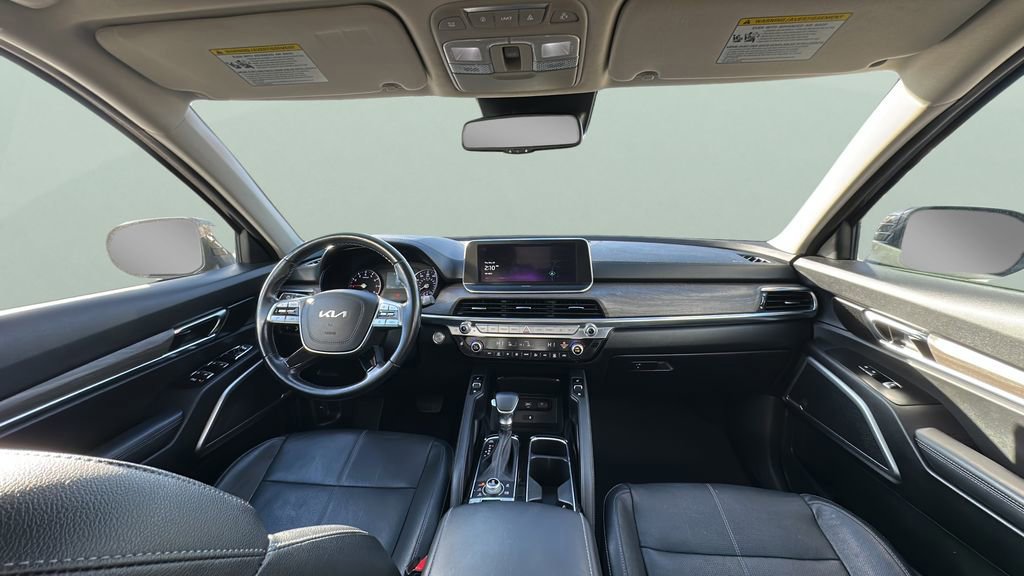 Used 2022 Kia Telluride EX w/ EX Premium Package image 25