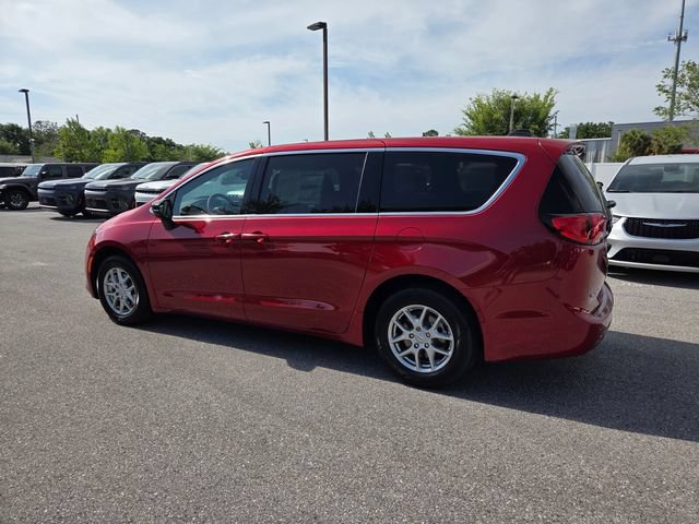 New 2026 Chrysler Voyager LX FWD image 7