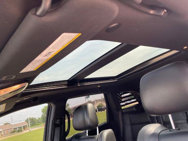 Used 2019 Jeep Grand Cherokee Limited w/ Luxury Group II AWD/4WD image 10