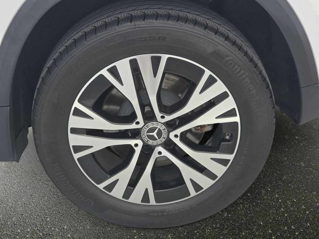 Used 2025 Mercedes-Benz GLA 250 image 33