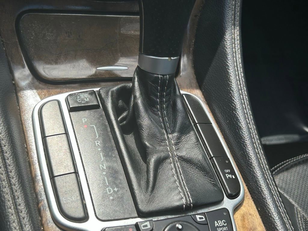 Used 2011 Mercedes-Benz SL 550 image 20