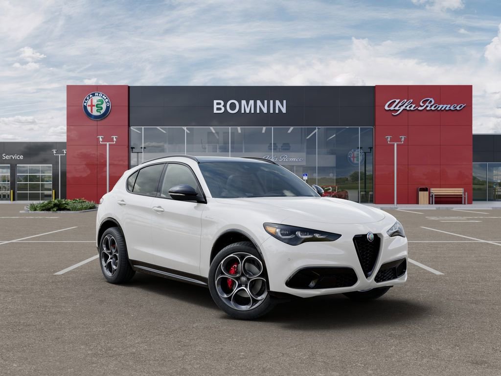 New 2026 Alfa Romeo Stelvio Sprint w/ Convenience Package image 5