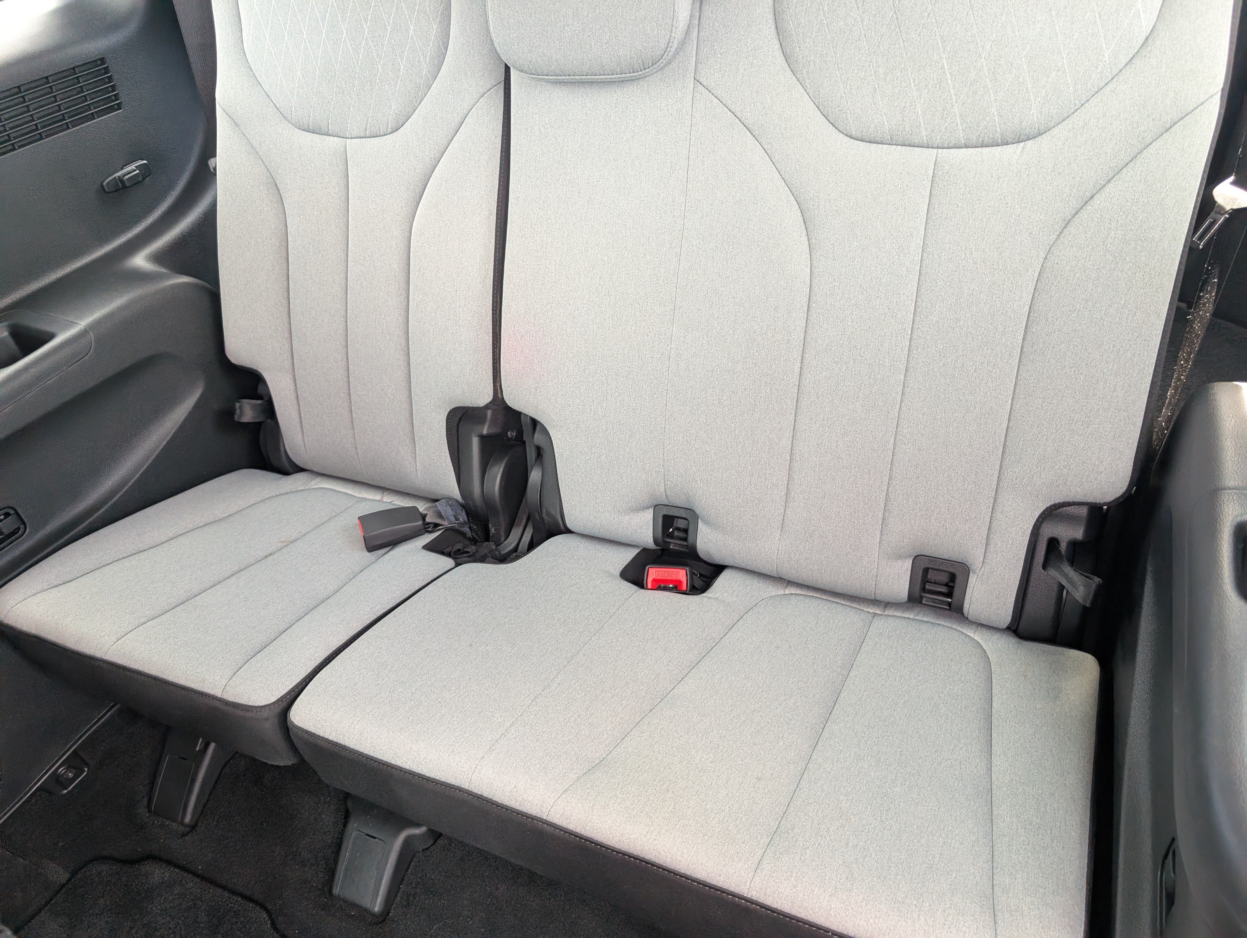 Used 2024 Hyundai Palisade Limited FWD image 32