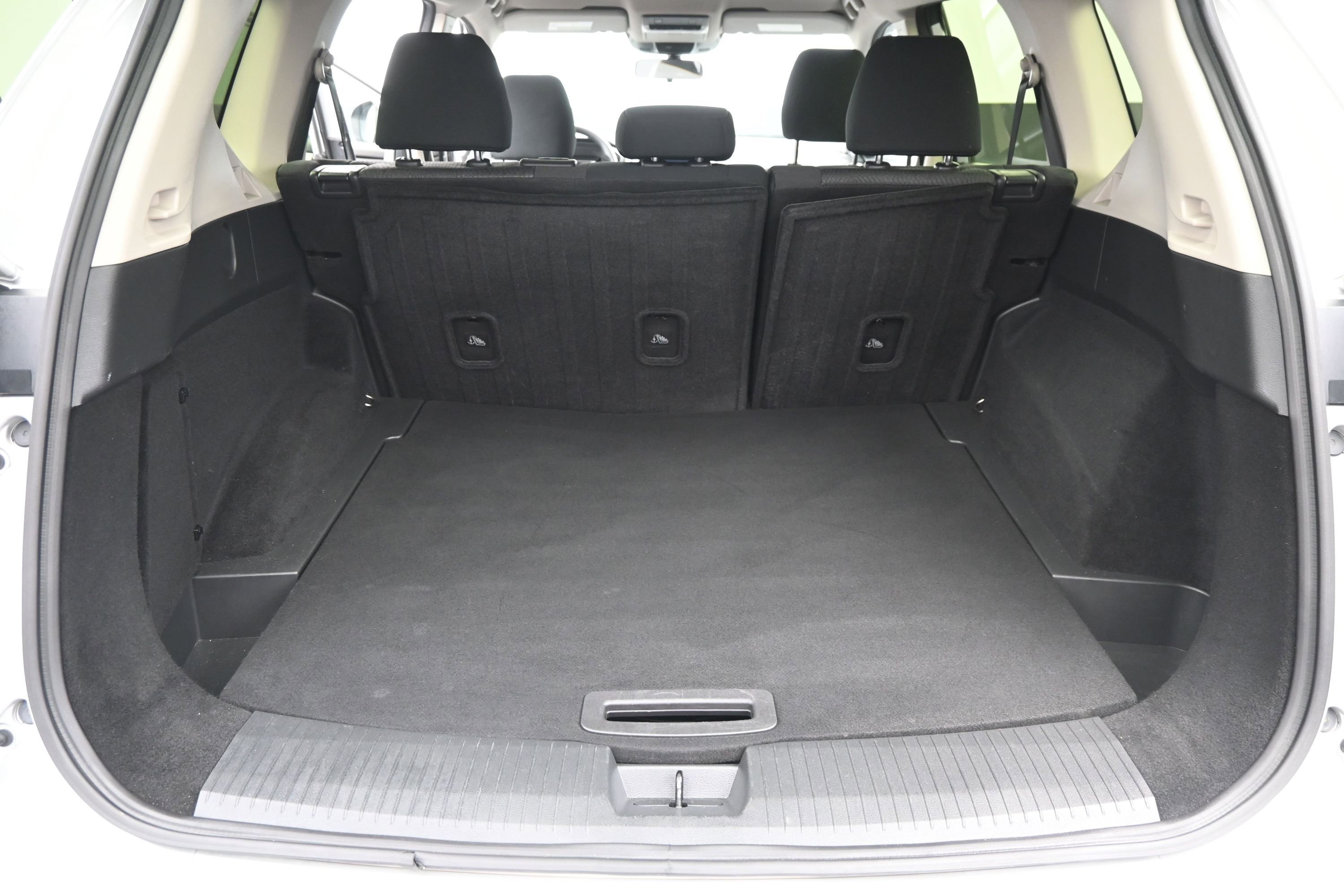 Certified 2024 Nissan Rogue SV AWD/4WD image 18
