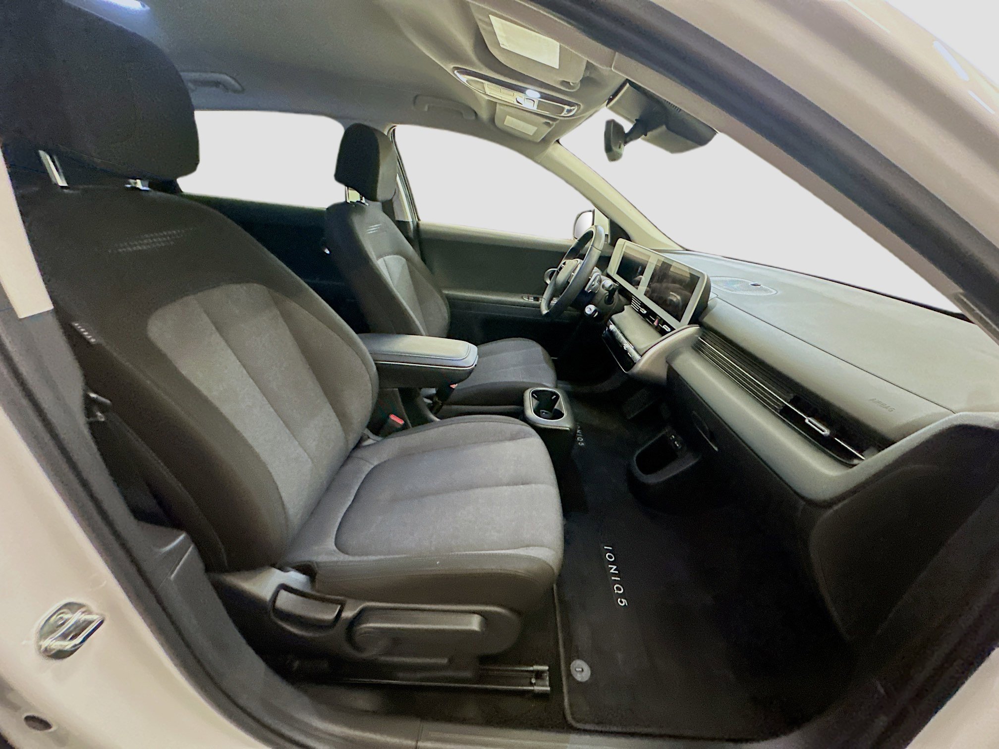 Used 2024 Hyundai Ioniq 5 SEL image 33