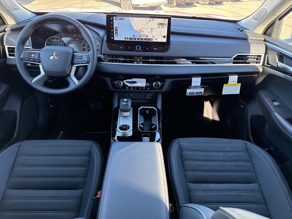 New 2025 Mitsubishi Outlander SE image 20