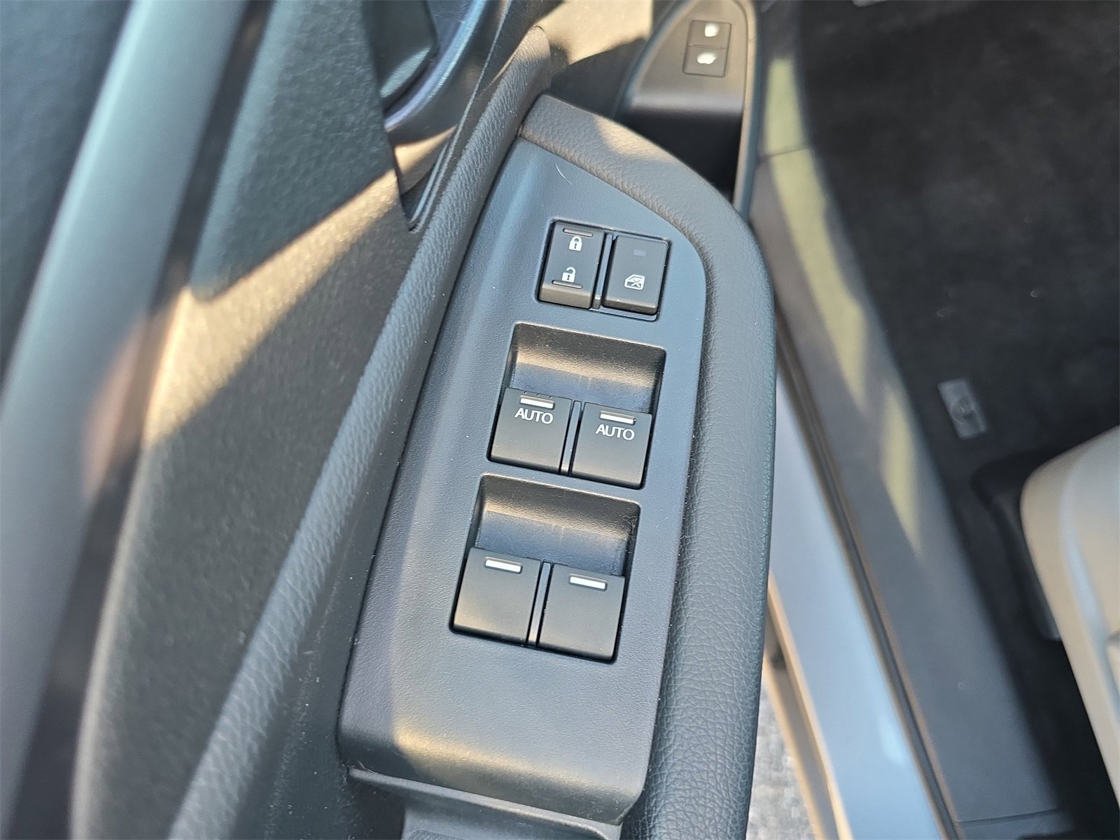 Used 2022 Honda Passport EX-L image 14