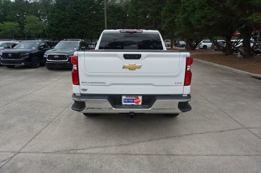 Used 2025 Chevrolet Silverado 1500 LTZ w/ LTZ Premium Package RWD image 21