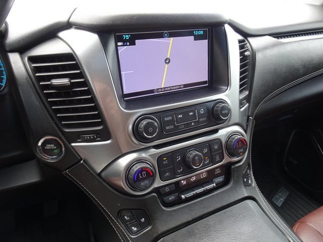 Used 2019 Chevrolet Suburban Premier w/ Premier Plus Edition AWD/4WD image 20