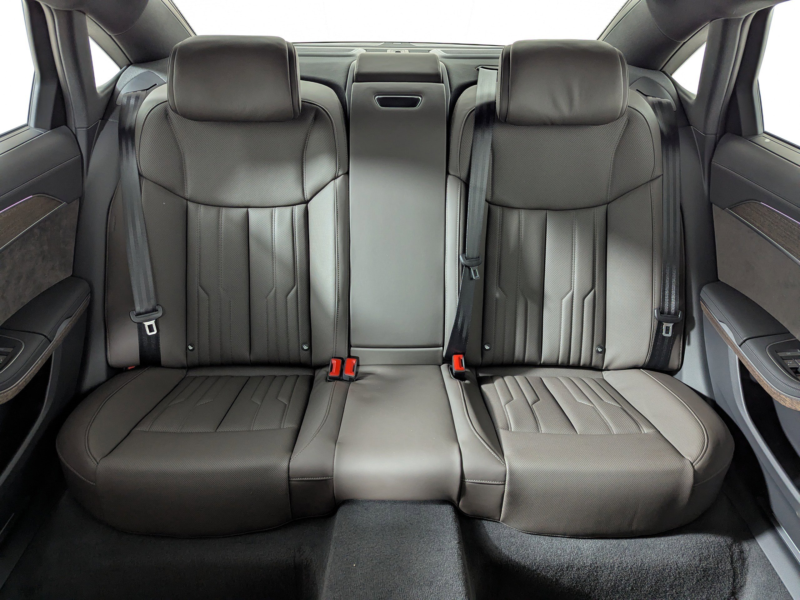 New 2026 Audi A8 L 3.0T image 13