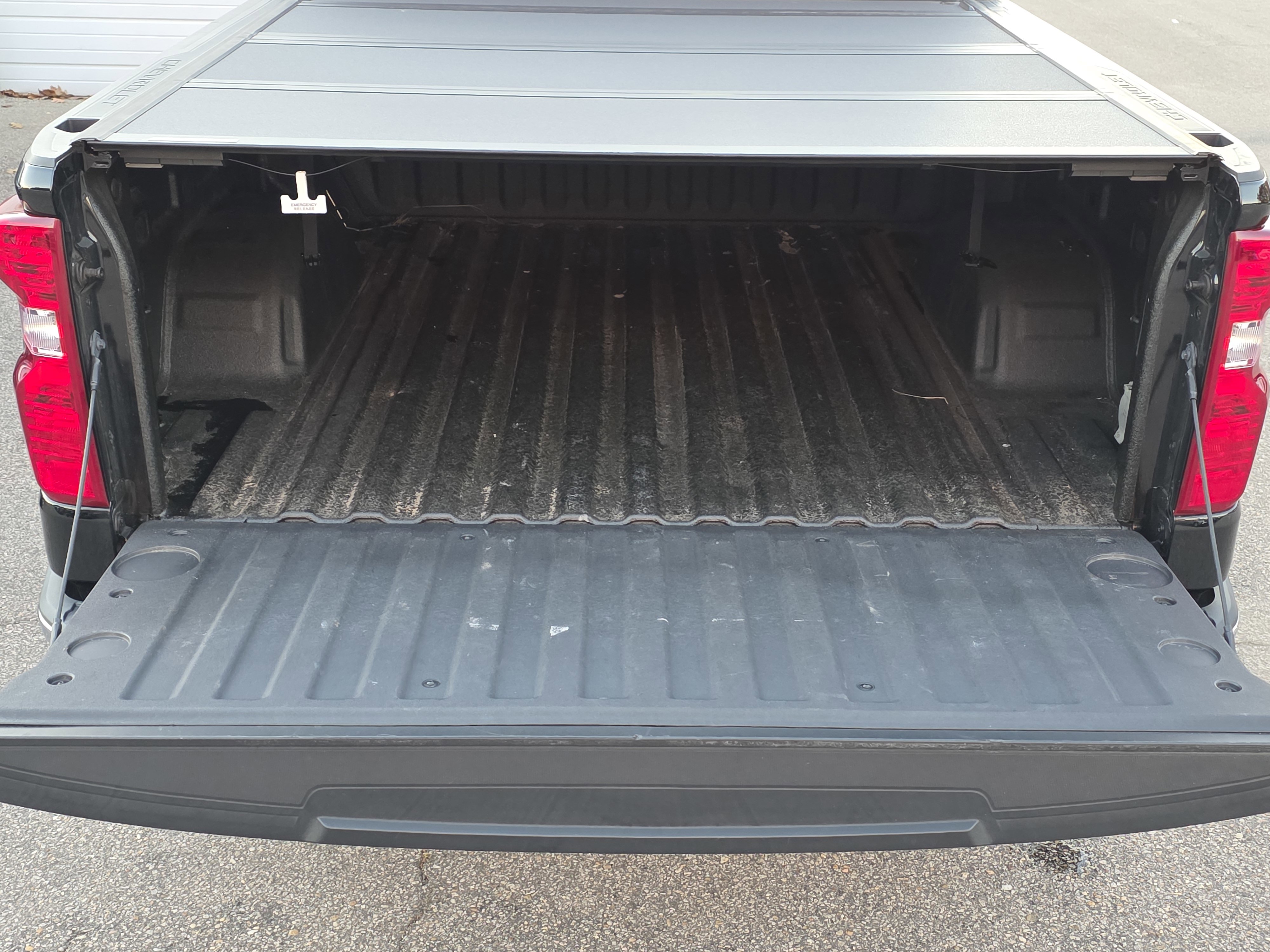 Used 2022 Chevrolet Silverado 1500 LT image 31