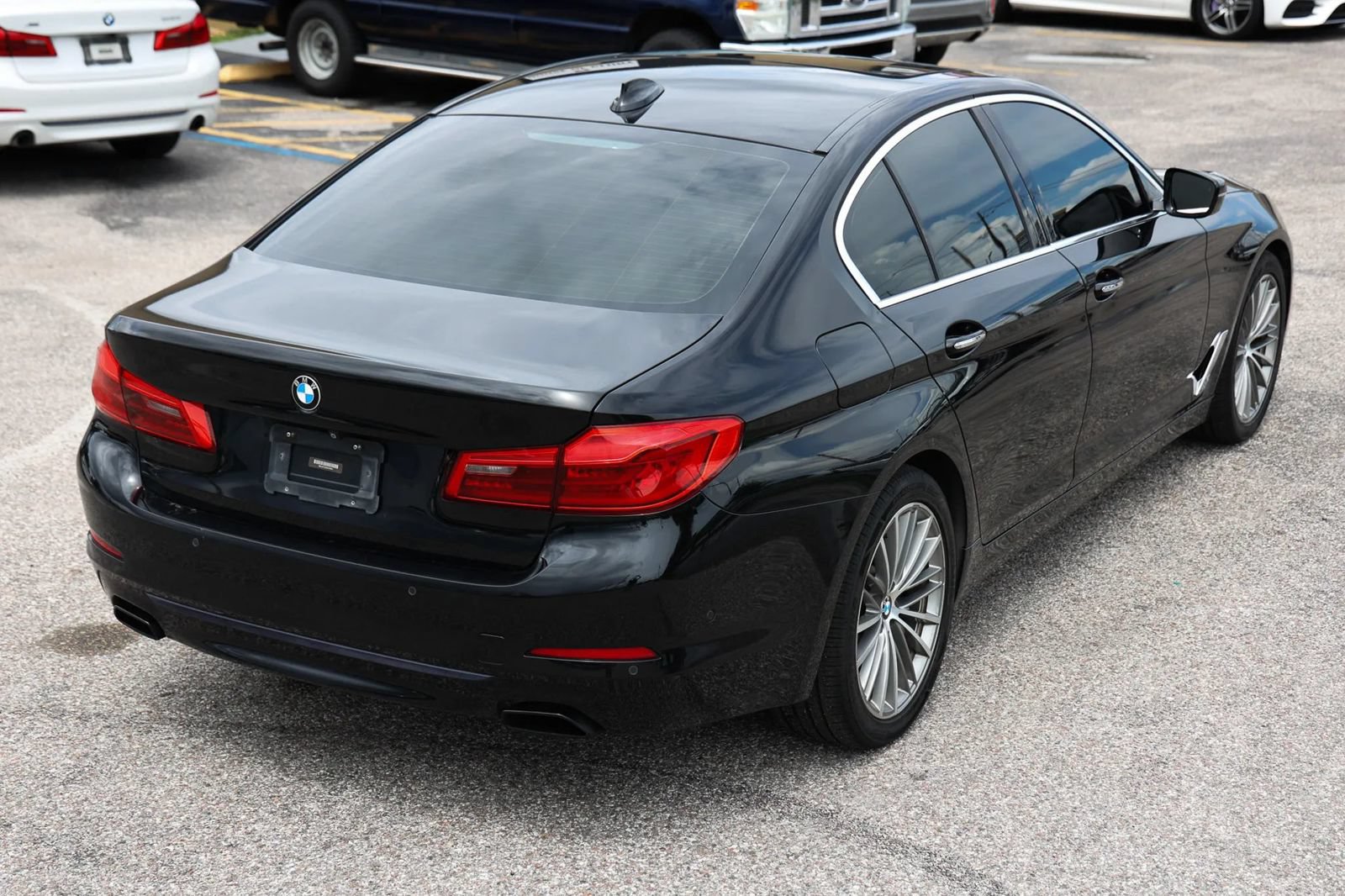 Used 2017 BMW 540i xDrive AWD/4WD image 6
