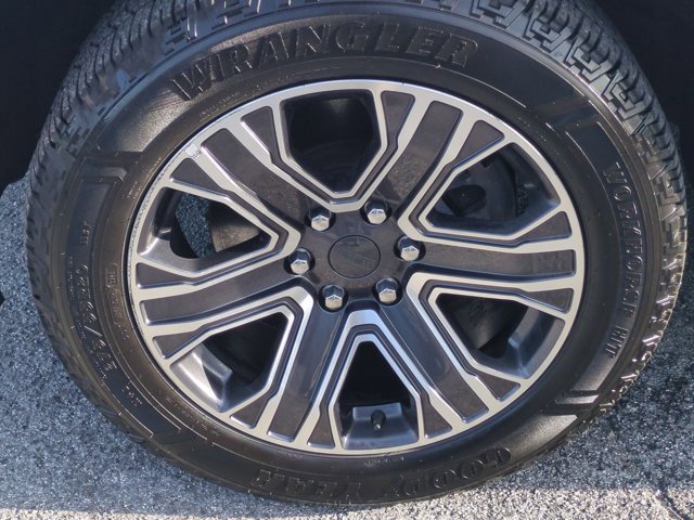 Used 2024 Jeep Wagoneer Series II w/ Flexible Seating Group image 25