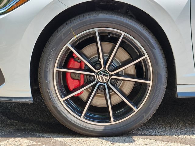 New 2026 Volkswagen Jetta GLI Autobahn FWD image 9