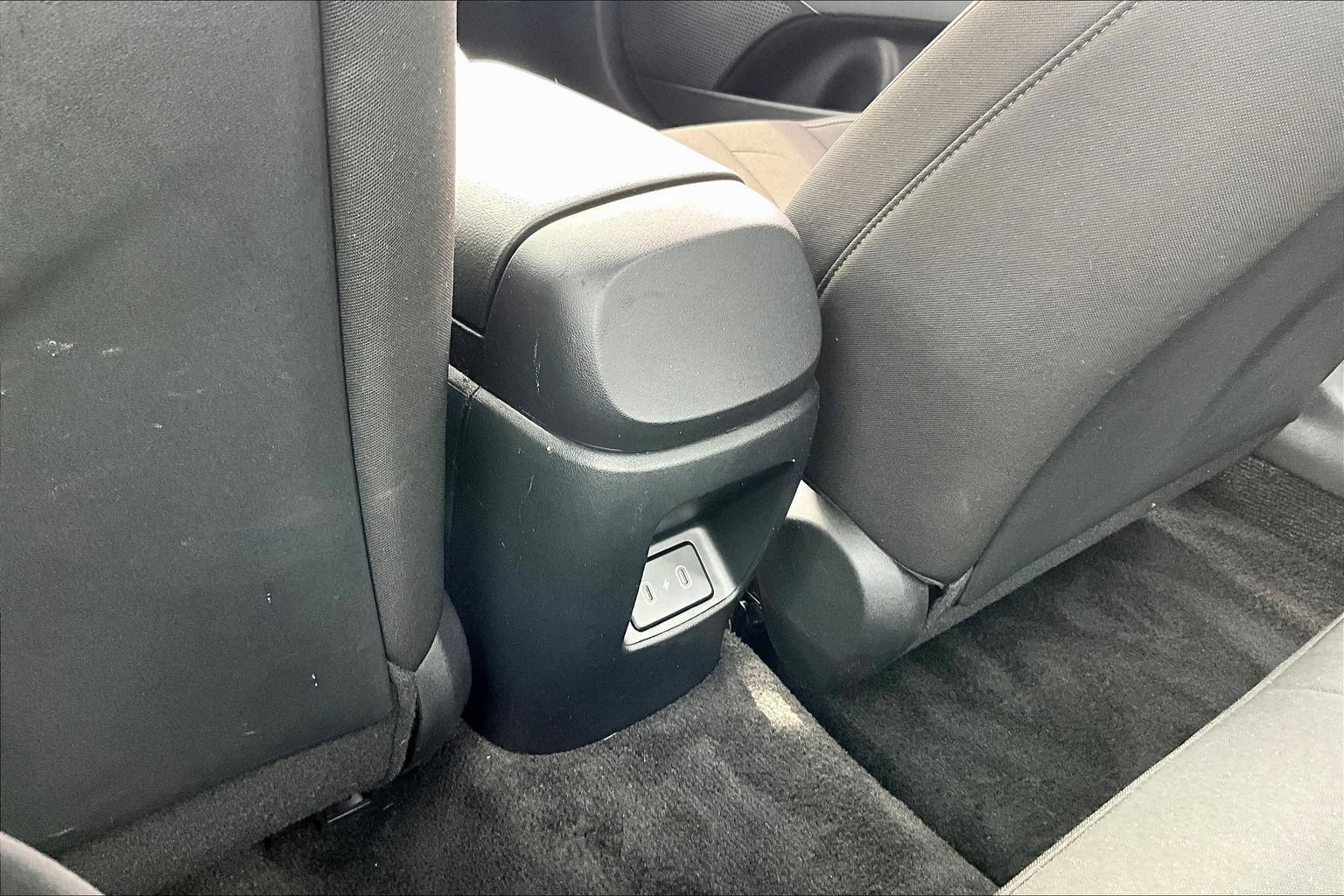 Used 2023 Hyundai Santa Fe SEL w/ Premium Package FWD image 12