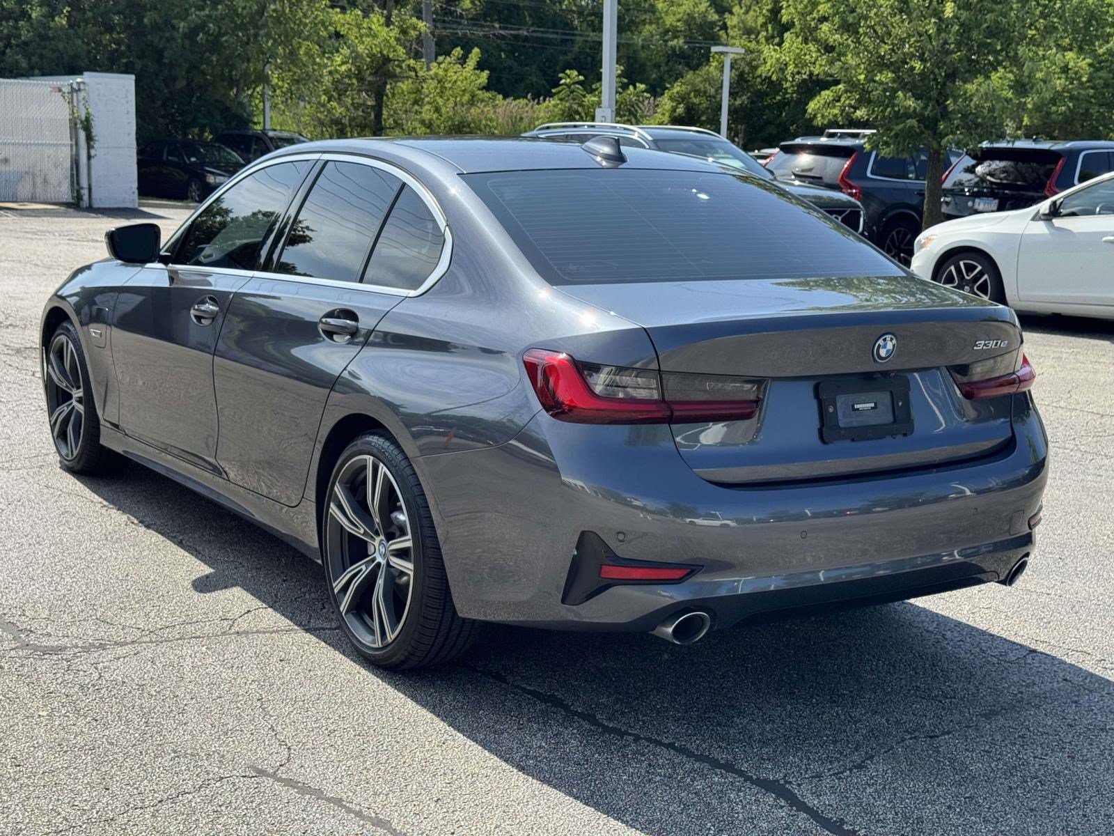 Used 2022 BMW 330e w/ Convenience Package RWD image 7