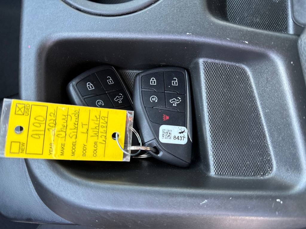 Used 2022 Chevrolet Silverado 1500 LT image 33