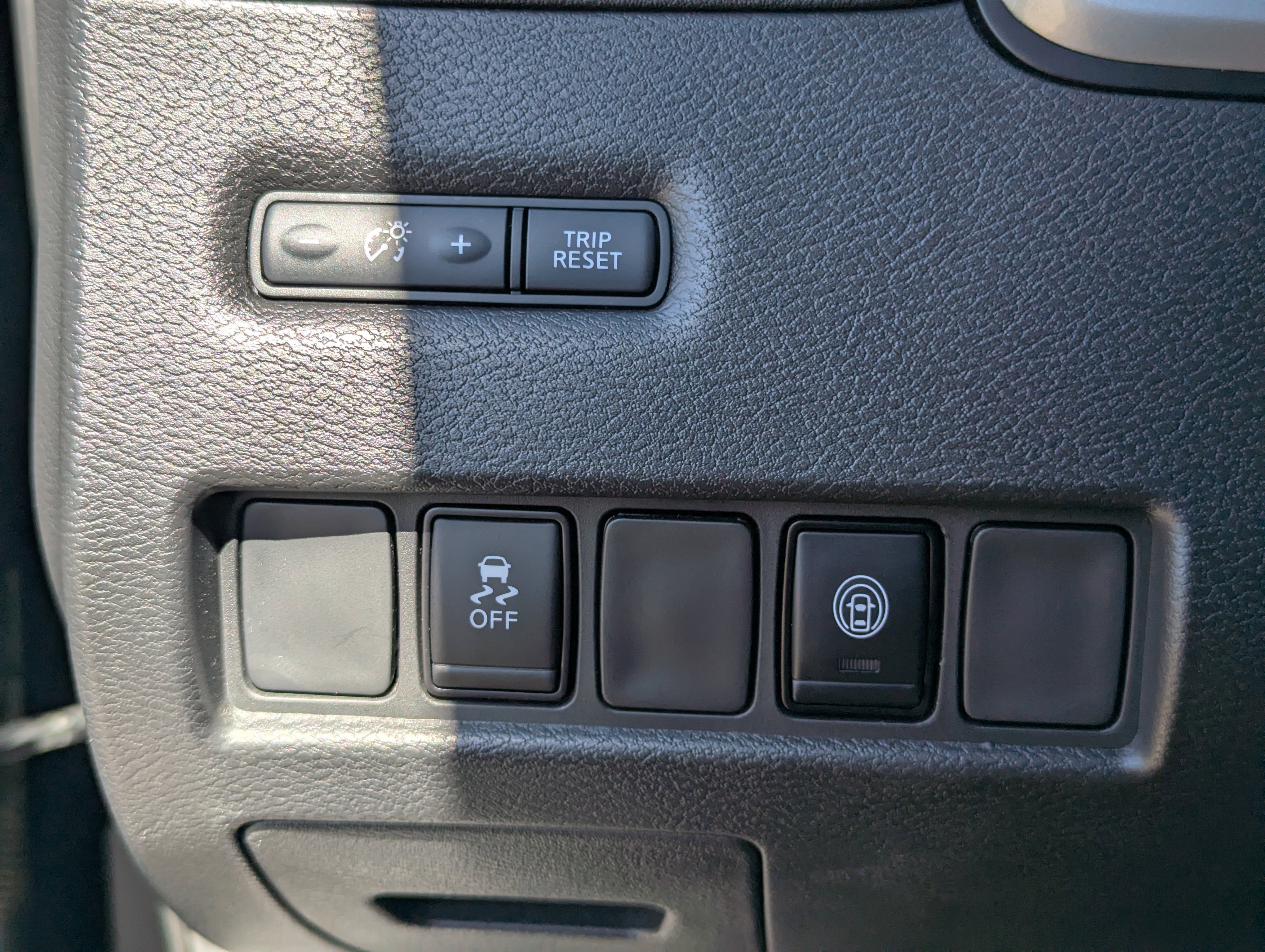 Used 2022 Nissan Murano SV image 29