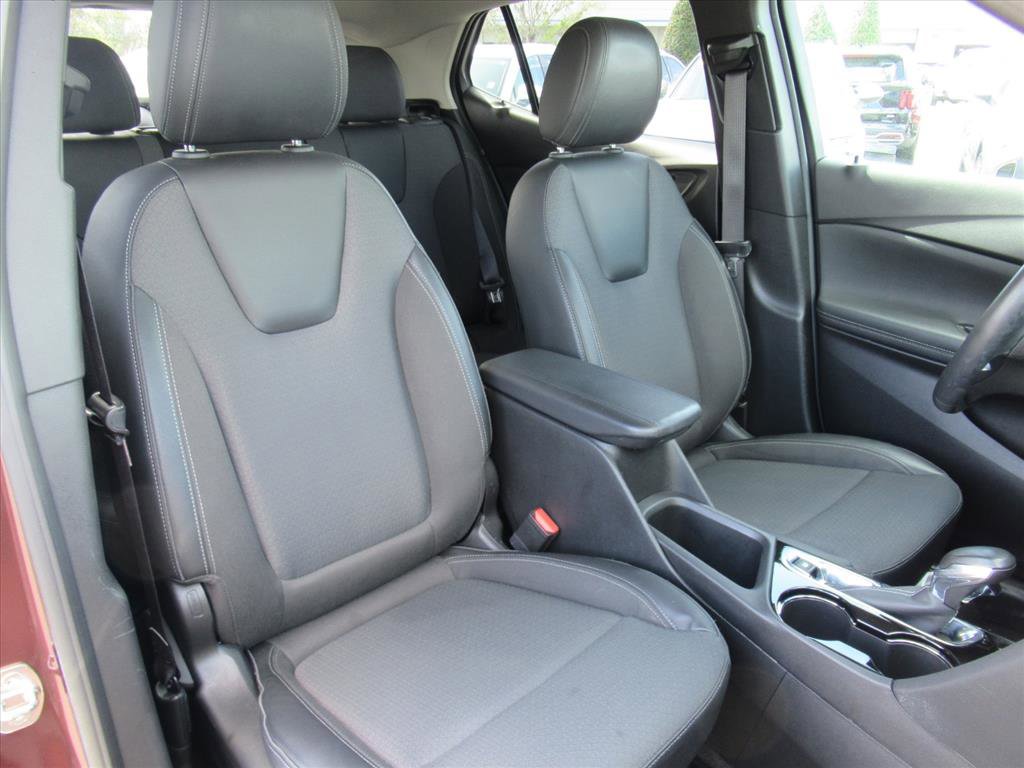 Used 2022 Buick Encore GX Select image 9