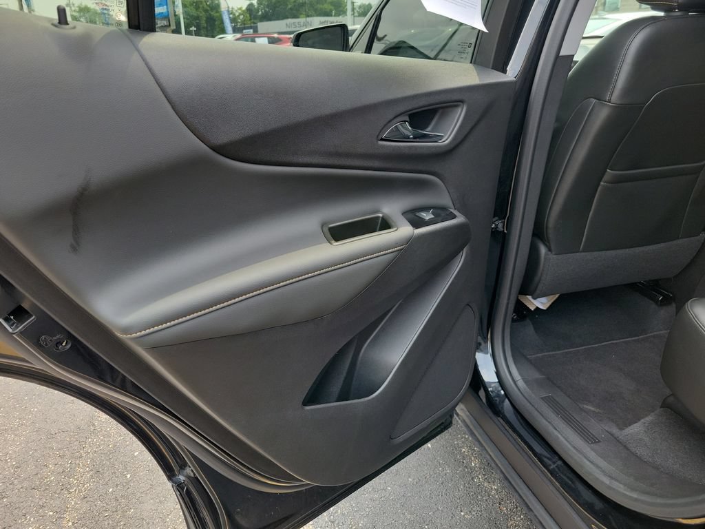 Used 2024 Chevrolet Equinox Premier AWD/4WD image 18
