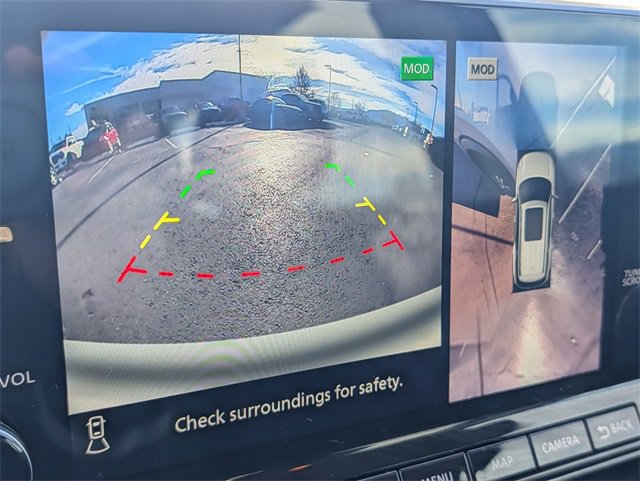 Used 2024 Nissan Pathfinder Platinum image 13