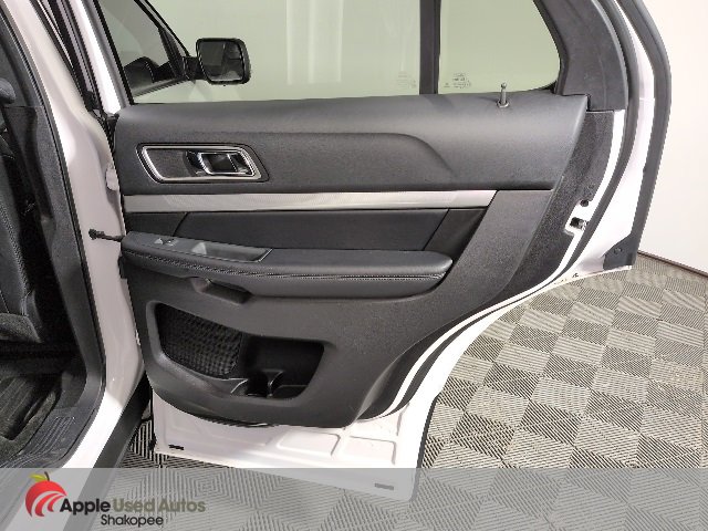 Used 2017 Ford Explorer XLT w/ Equipment Group 202A image 39