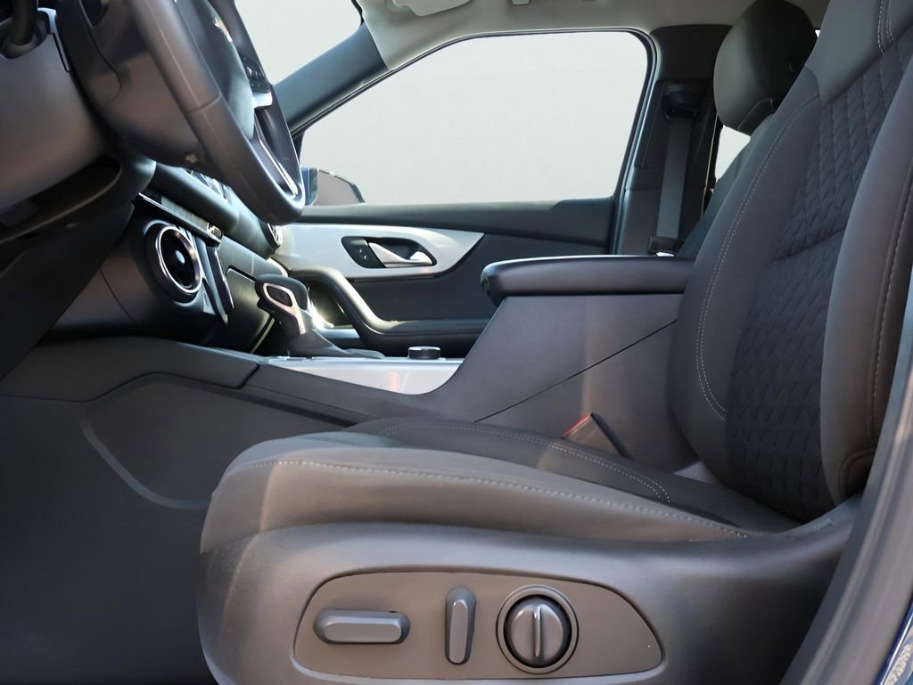 Used 2022 Chevrolet Blazer LT image 35