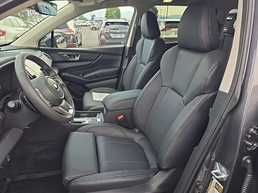 New 2025 Subaru Ascent Limited image 10