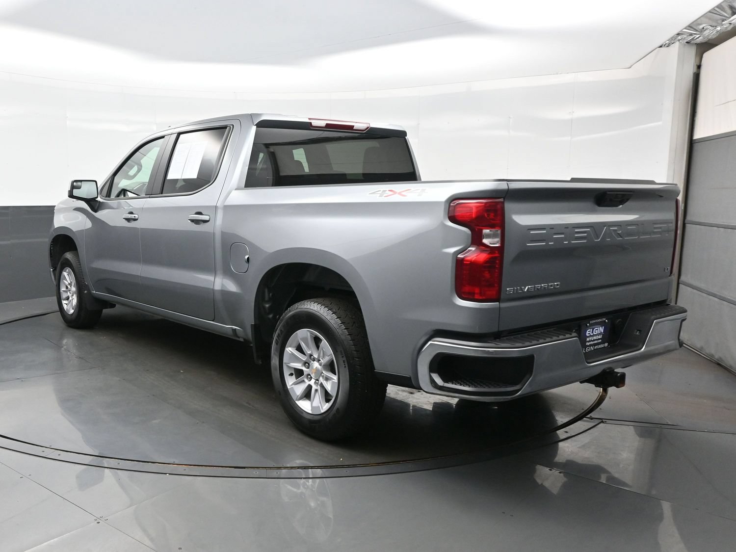 Used 2026 Chevrolet Silverado 1500 LT AWD/4WD image 4