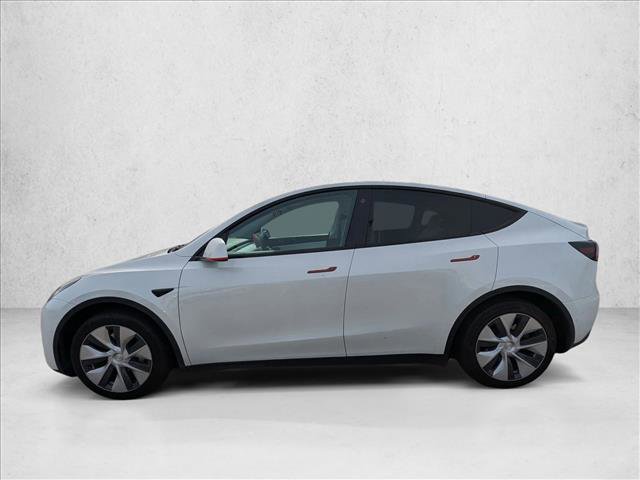 Used 2021 Tesla Model Y Long Range image 8