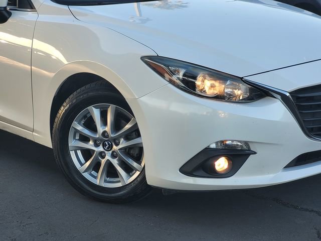 Used 2016 MAZDA MAZDA3 i Touring w/ Popular Equipment Package image 3