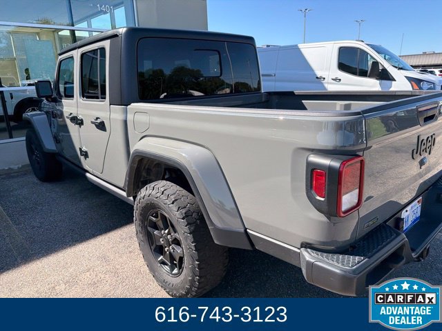 Used 2021 Jeep Gladiator Sport AWD/4WD image 3