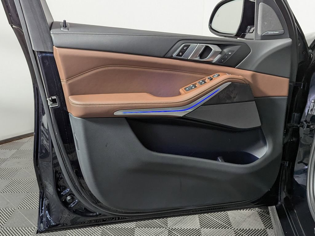 Certified 2024 BMW X5 xDrive40i w/ Executive Package image 16