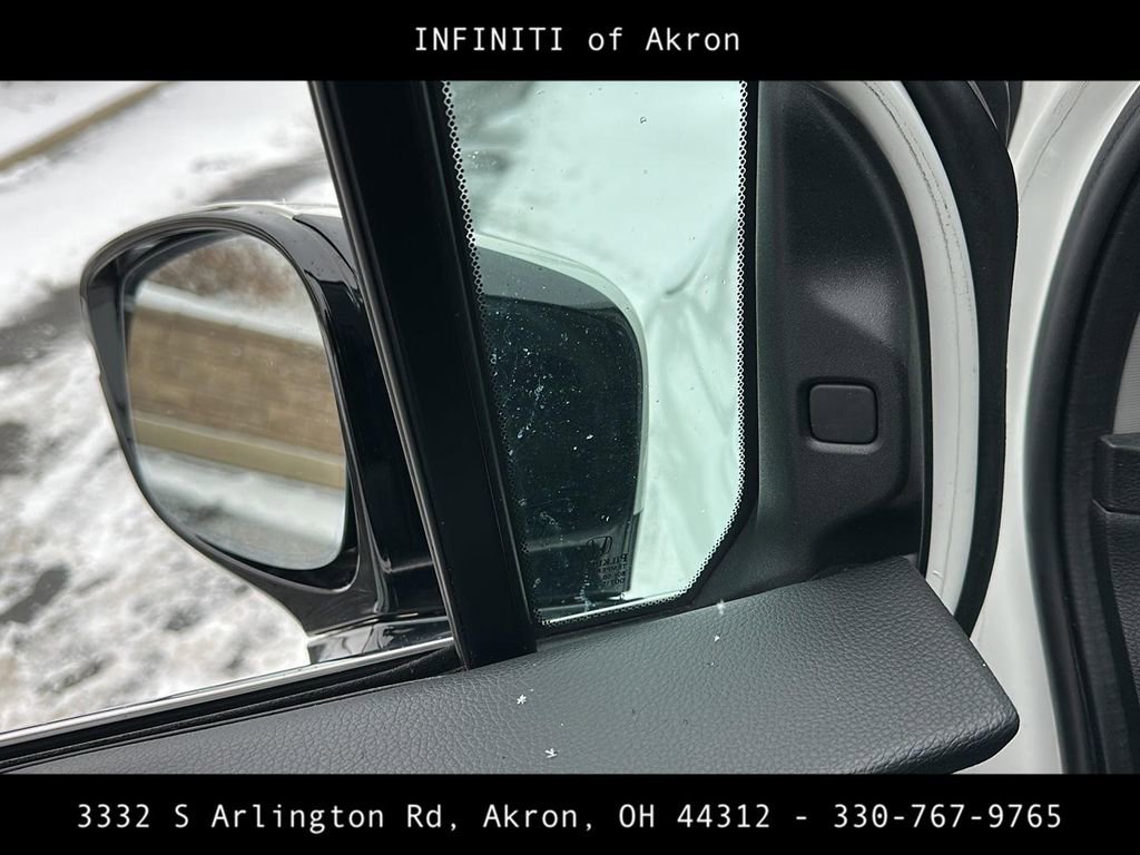 Used 2022 Honda Odyssey Elite image 3