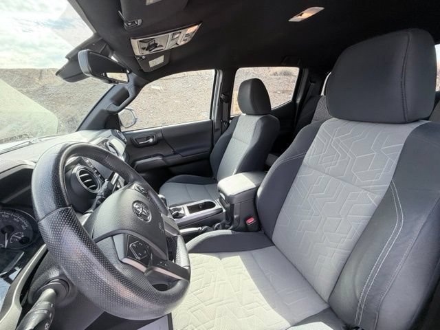 Used 2021 Toyota Tacoma TRD Off-Road AWD/4WD image 23