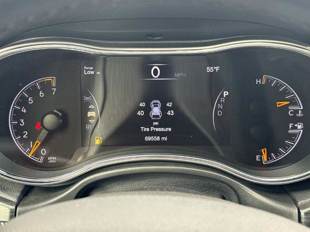 Used 2020 Jeep Grand Cherokee Laredo image 21