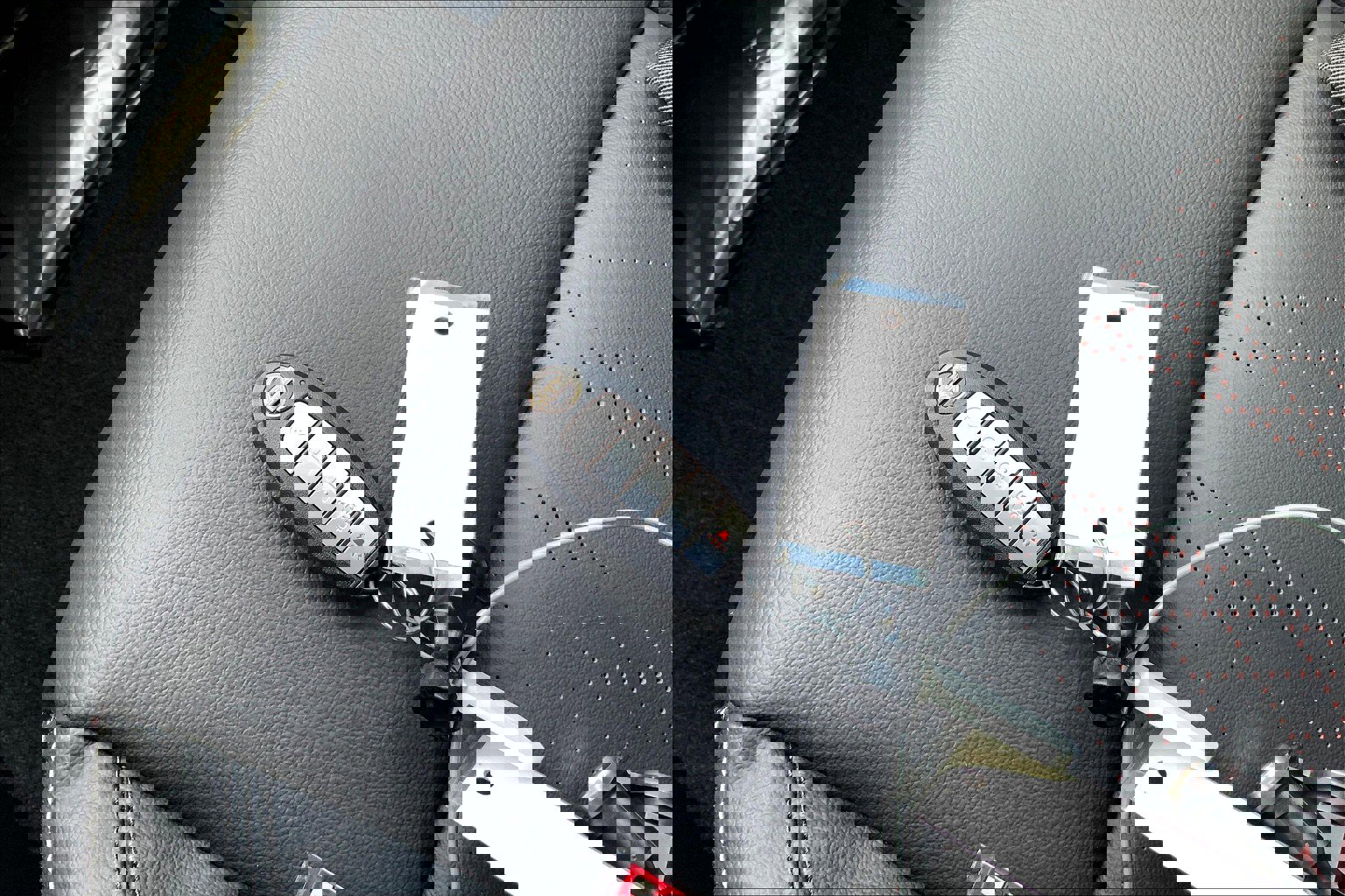 New 2025 Nissan Altima 2.5 SR image 16