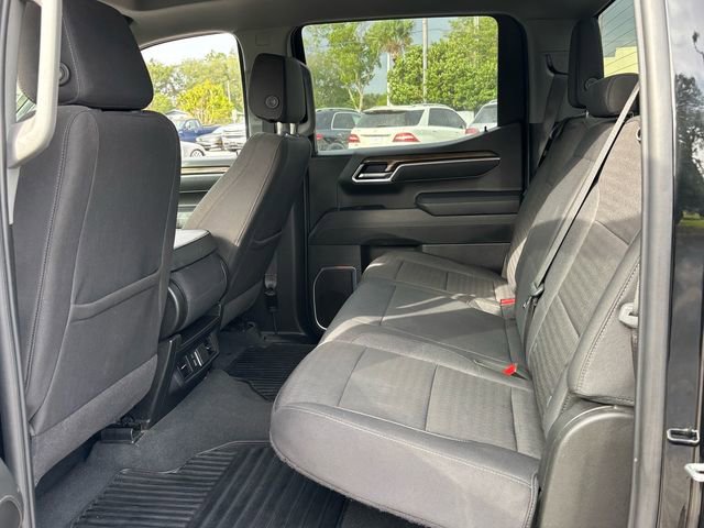 Used 2025 Chevrolet Silverado 1500 LT image 12