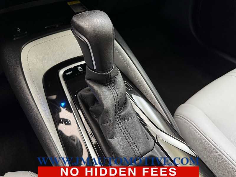 Used 2019 Toyota Corolla XSE image 33