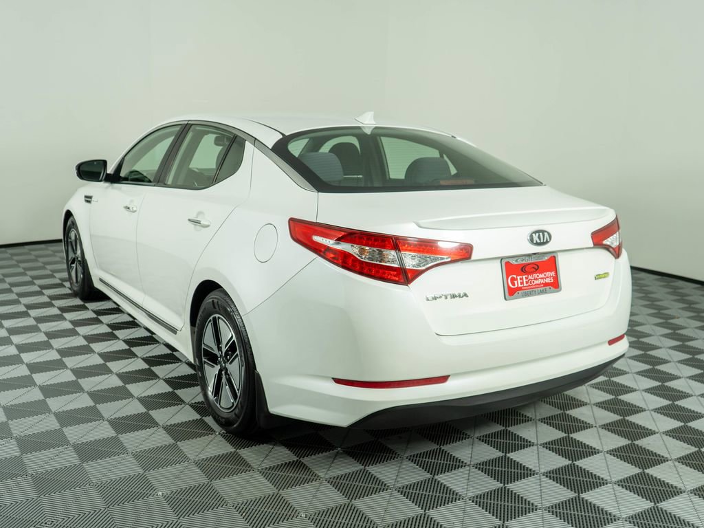 Used 2013 Kia Optima LX w/ Hybrid Convenience Pkg FWD image 4