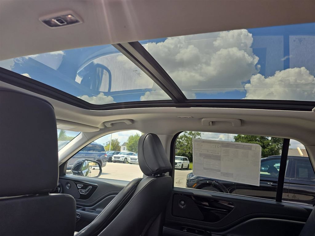 New 2025 Lincoln Aviator 2WD w/ Equipment Group 101A image 20