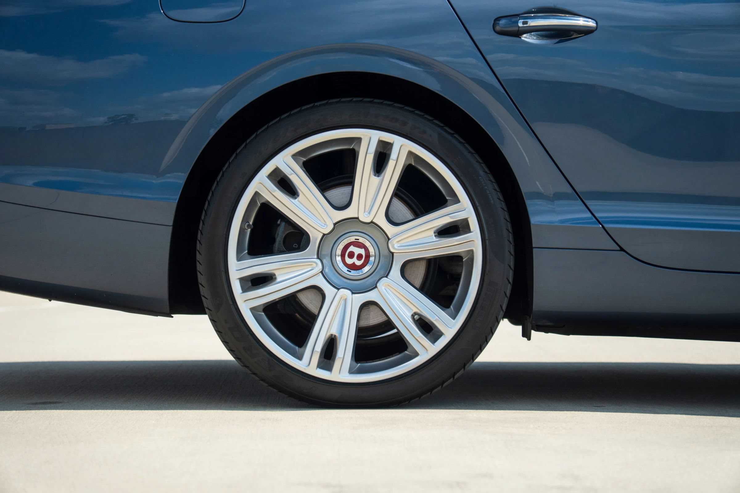 Used 2015 Bentley Flying Spur V8 AWD/4WD image 16